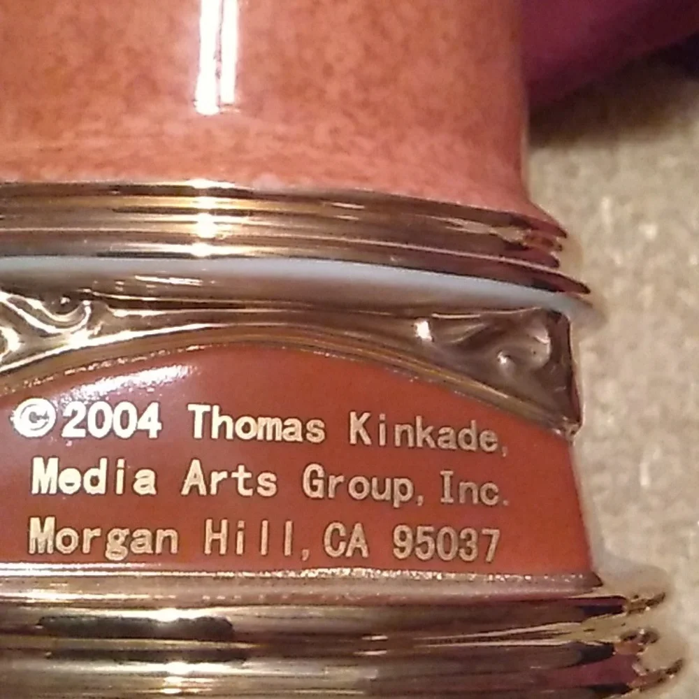 Thomas Kinkade 🖌️ known